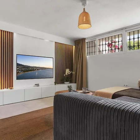 San Javier Townhouse מארבלה